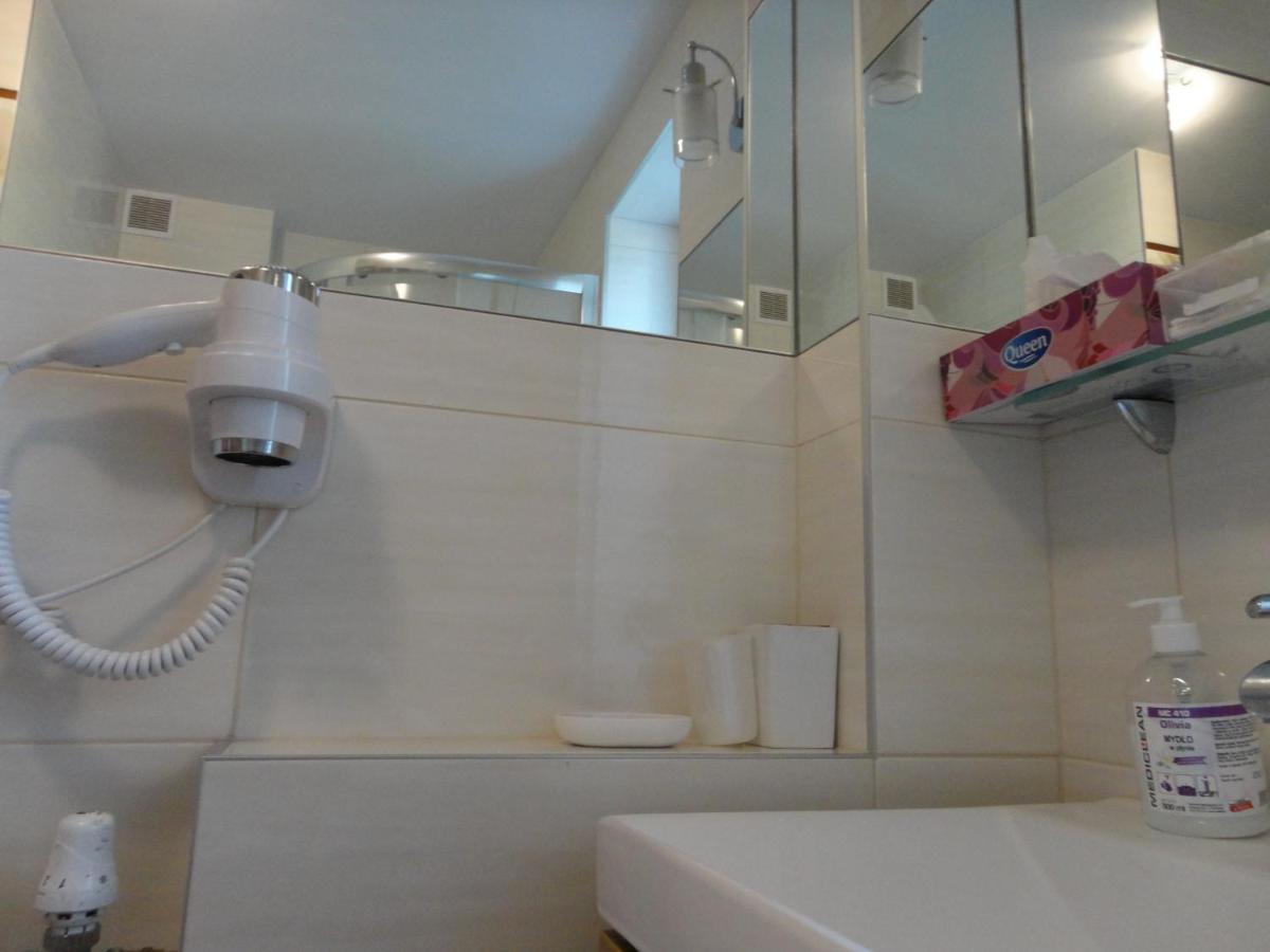 Homestay Strozowka Gorlice Esterno foto