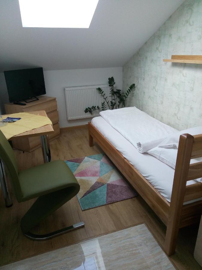 Homestay Strozowka Gorlice Esterno foto